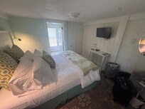 Basic Bedroom