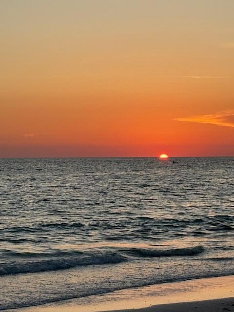 Sunset is insane