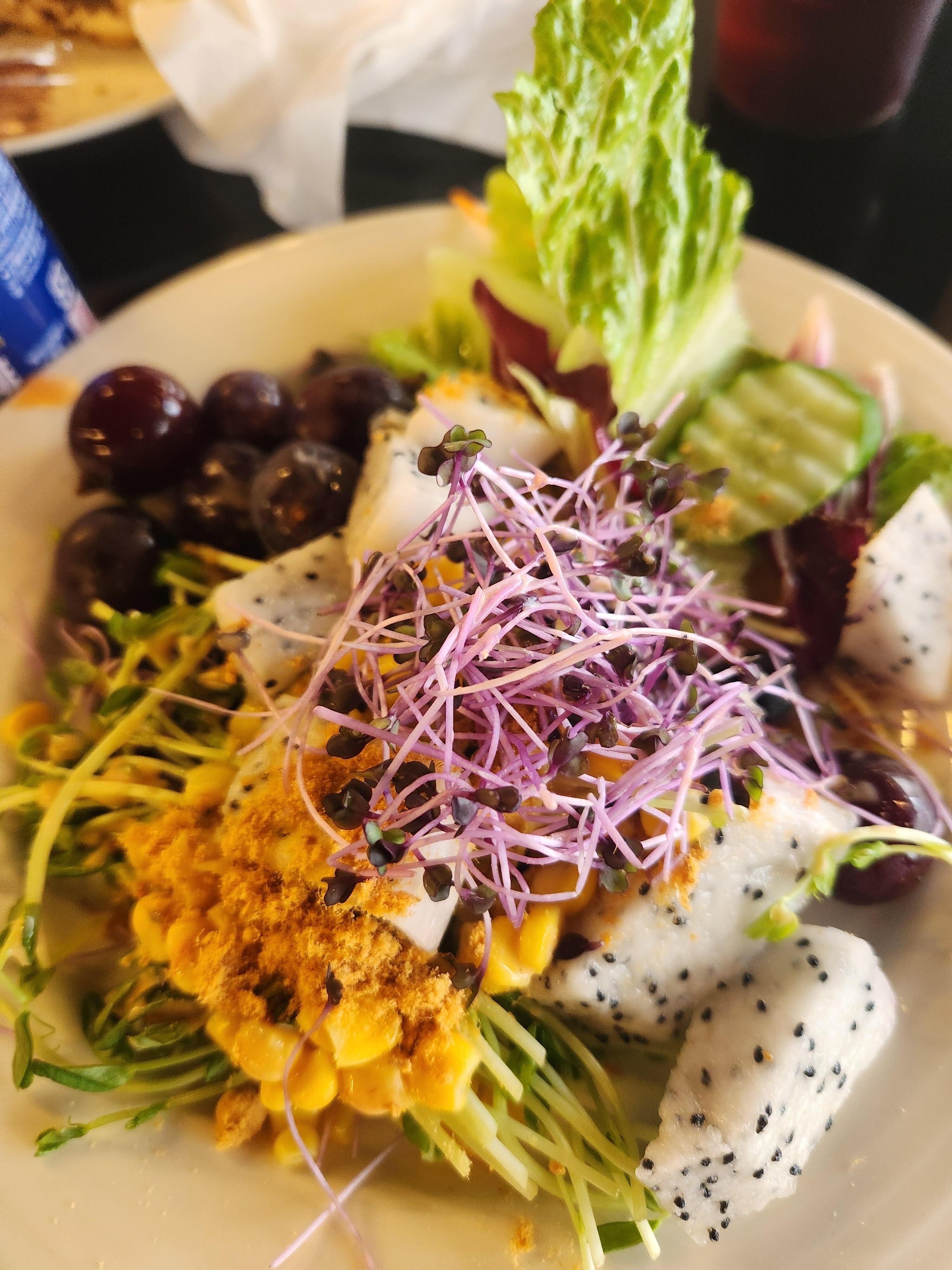 Breakfast salad
