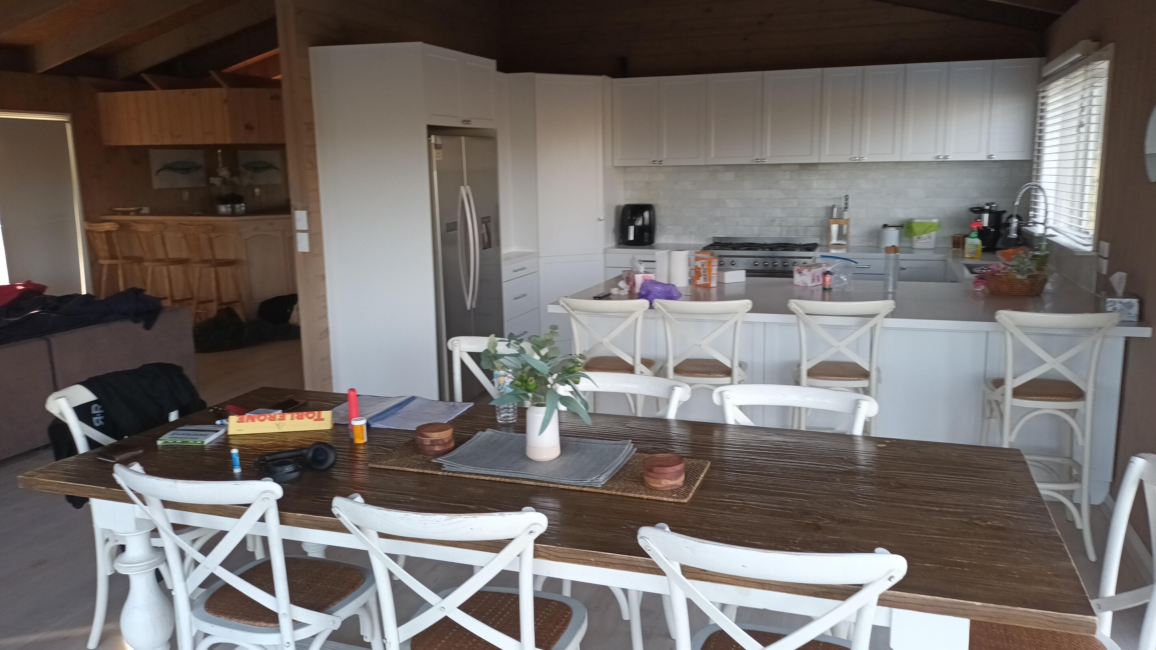 Dining kitchen area 
