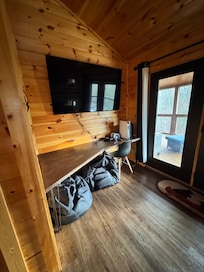 In Third floor bunkbed room