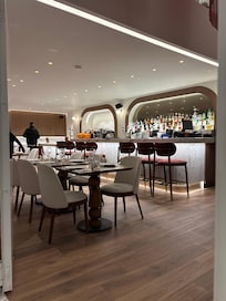 Restaurant and bar in the hotel was awesome and descent prices