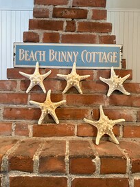 Mantle at beach bunny cottage