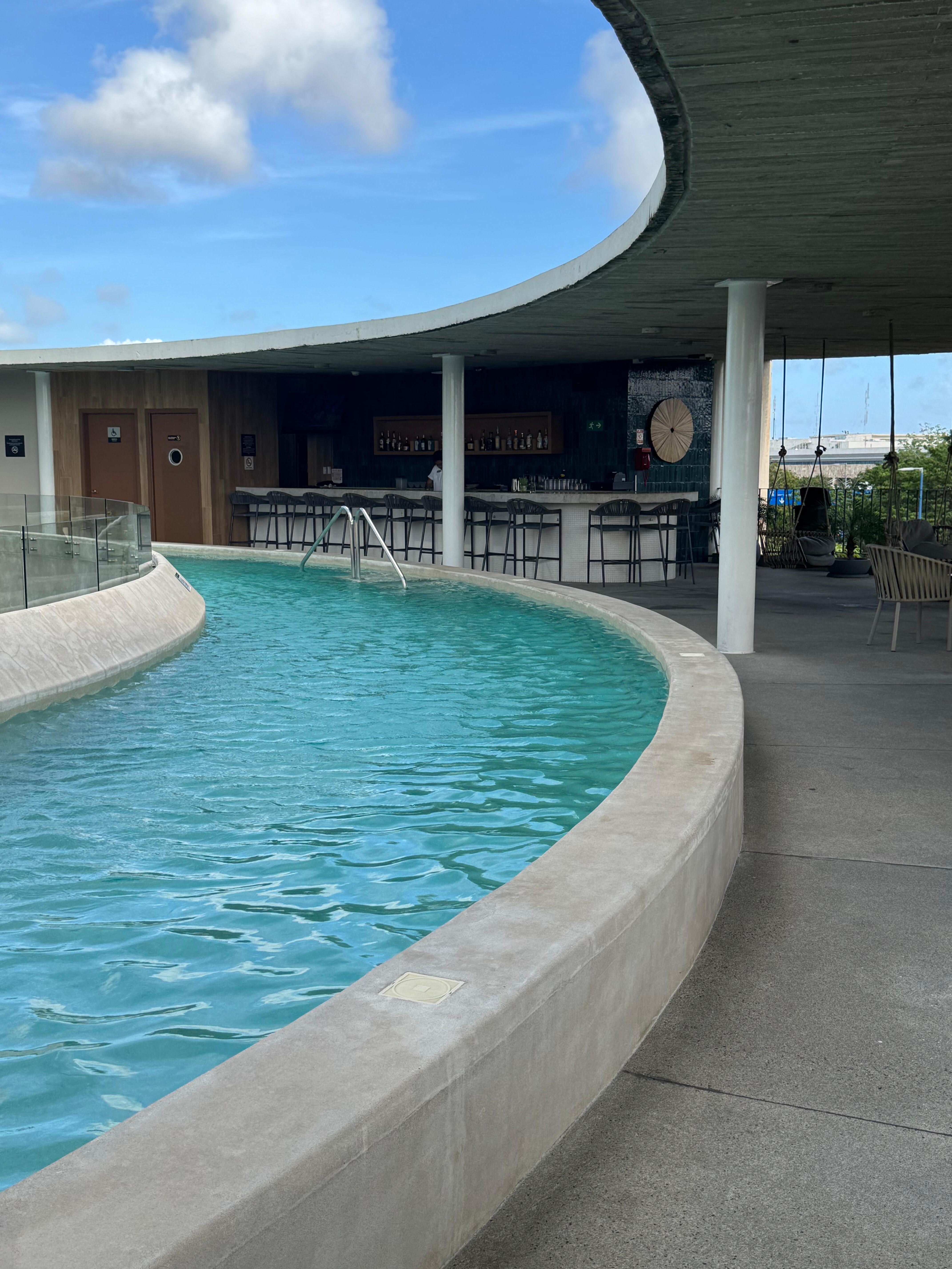 Lazy river pool and outside bar