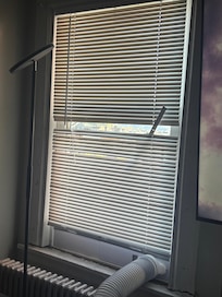 Living room broken blind