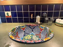 The sink in the Horizon View room