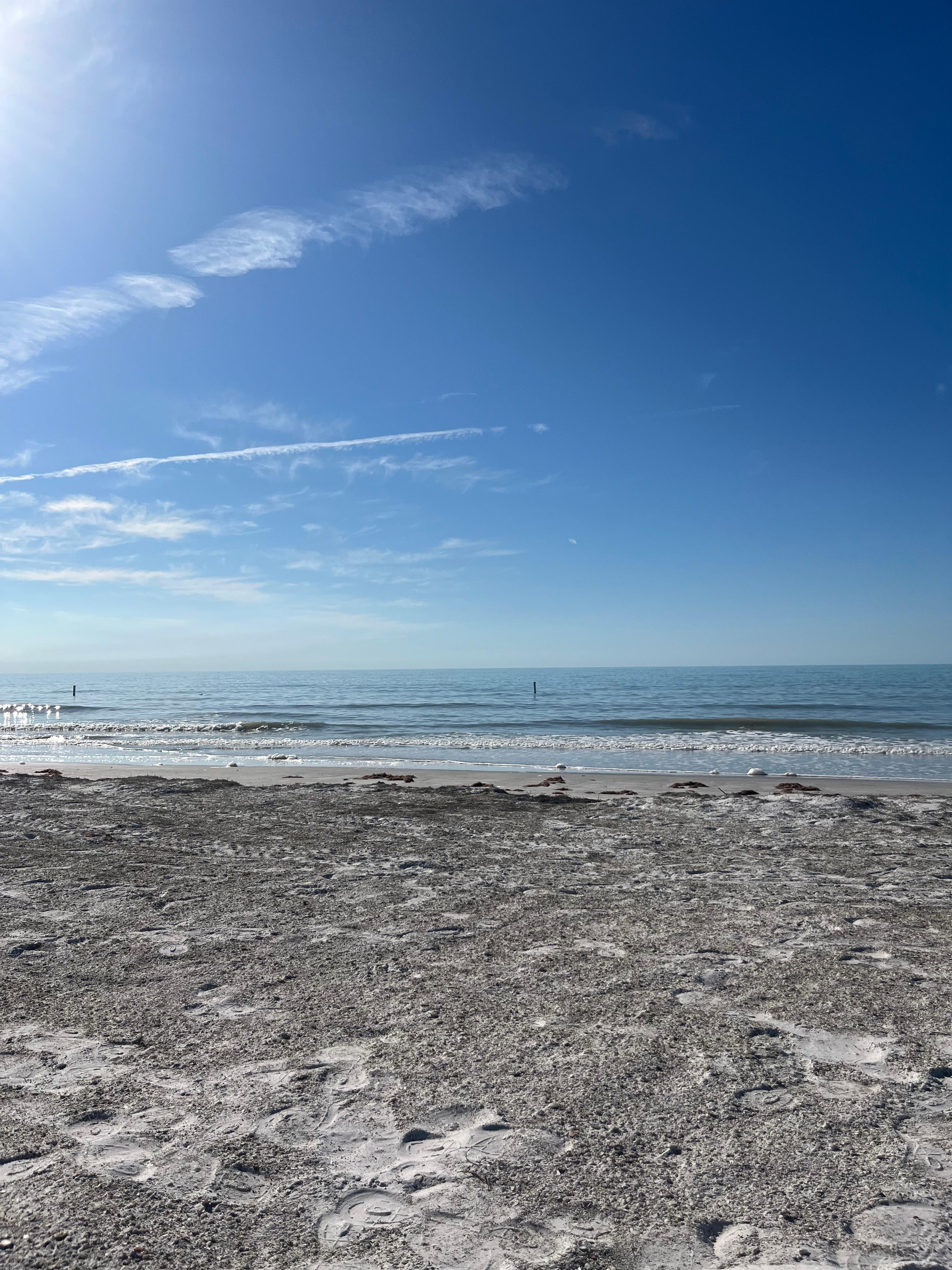 Short easy walk to gorgeous beach!!