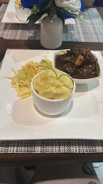 Ox Tails and potatoes