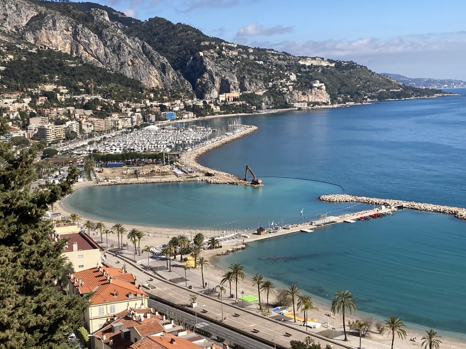 "Sablettes" beach and marina