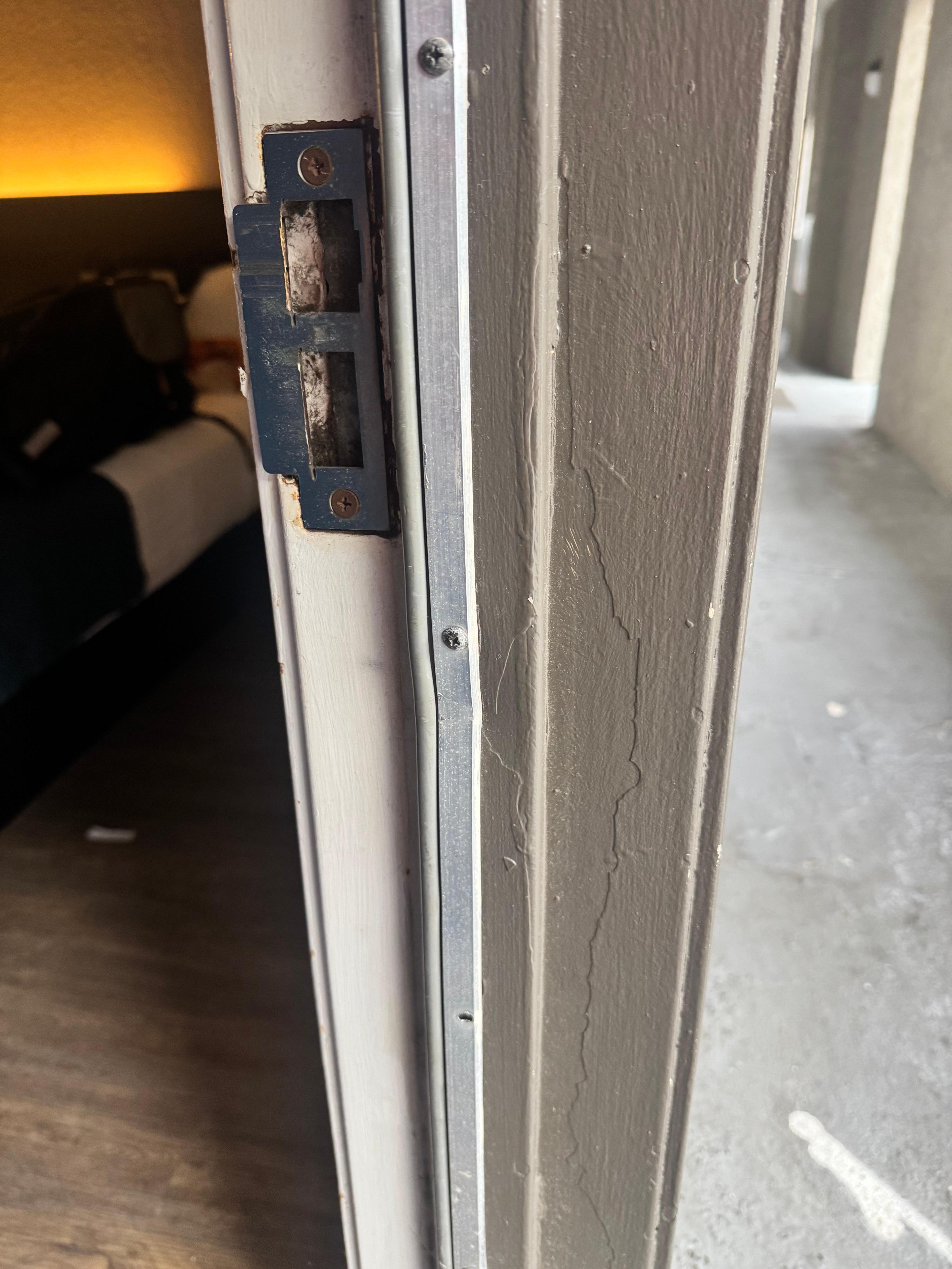 Door doesn’t lock nicely and got stuck in my room a few times during my stay 
