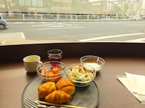 朝食はバイキング形式。