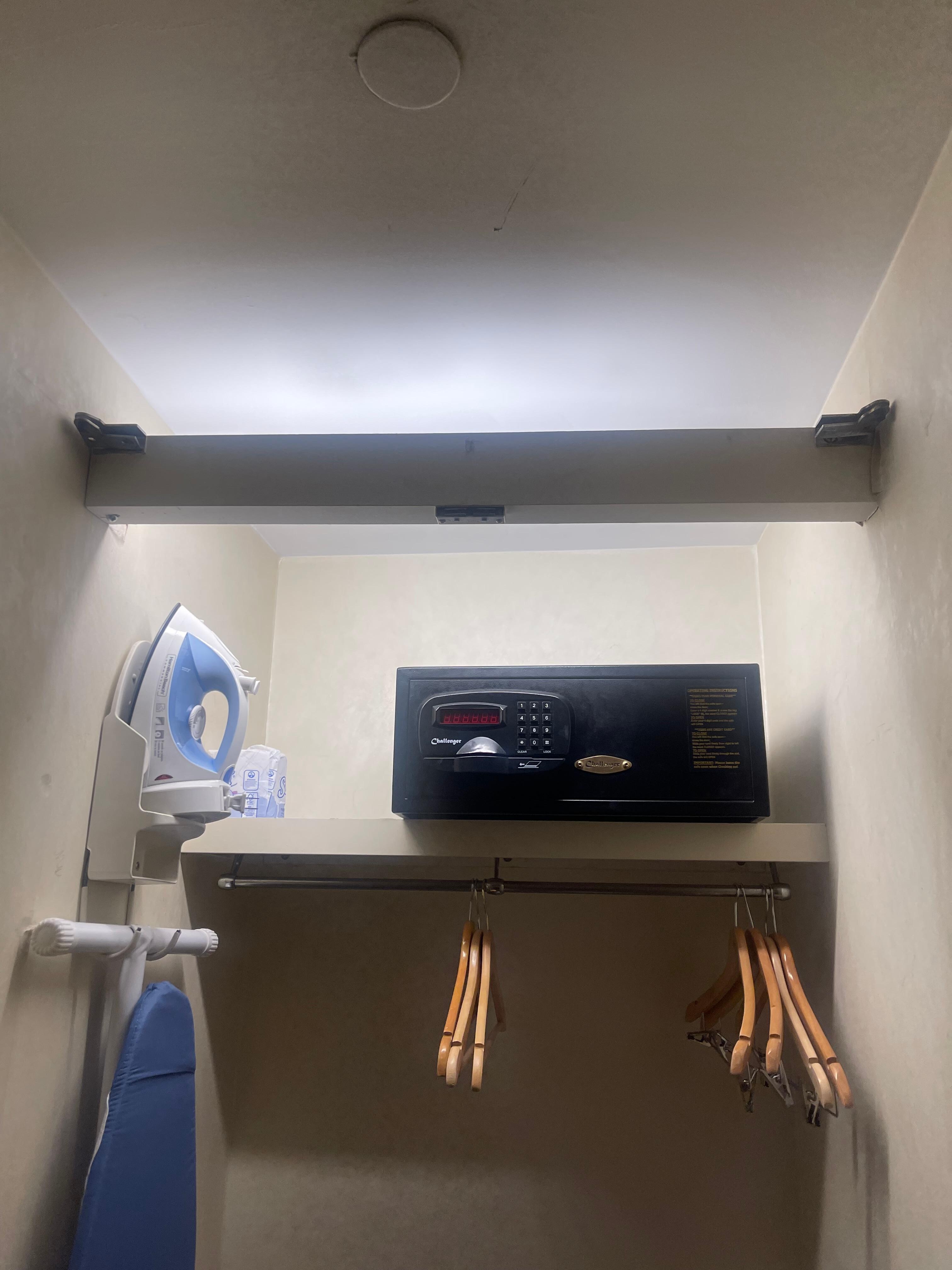 No closet door or mirror