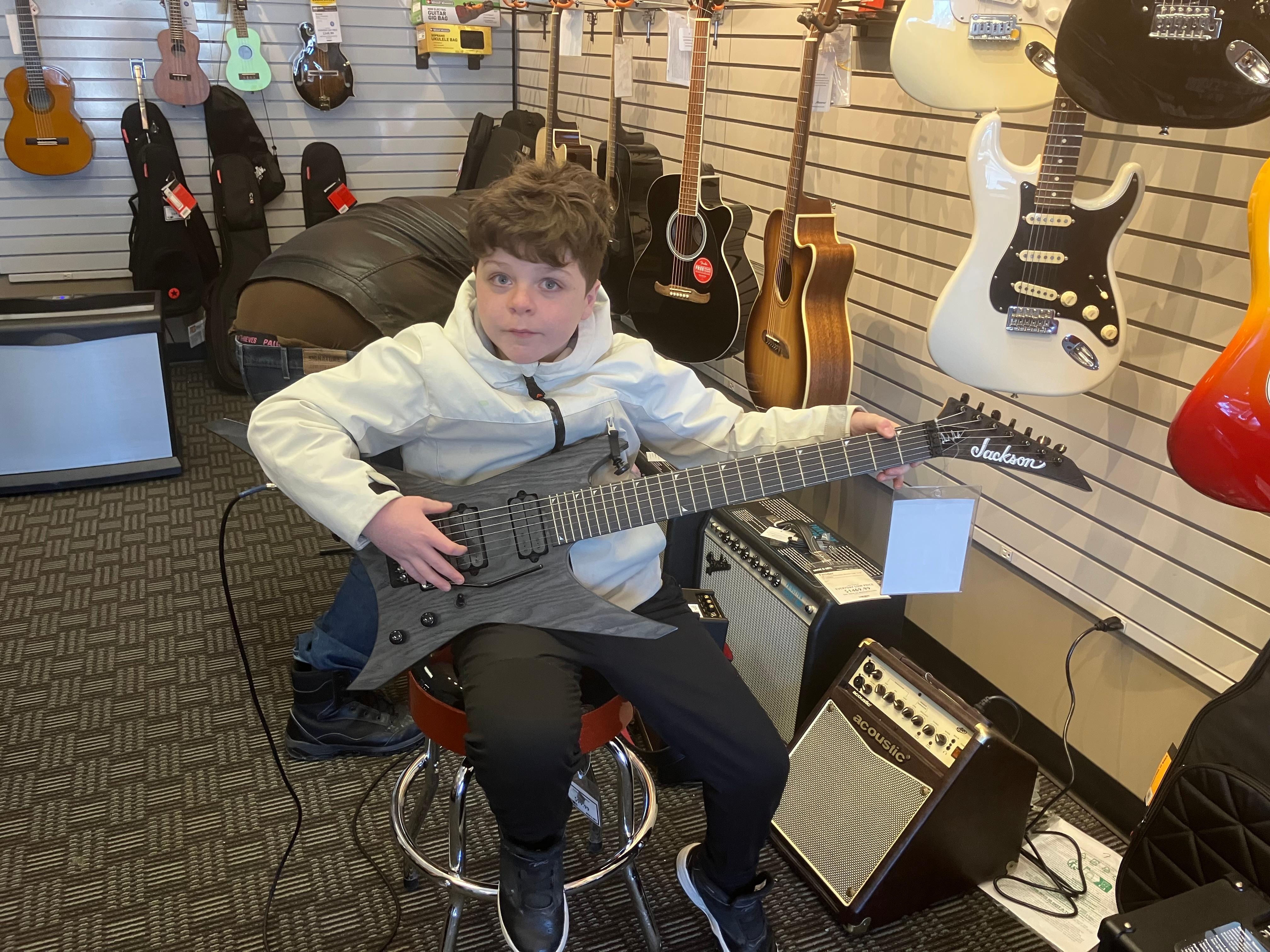 Perfect place to stay and shop nearby stores 