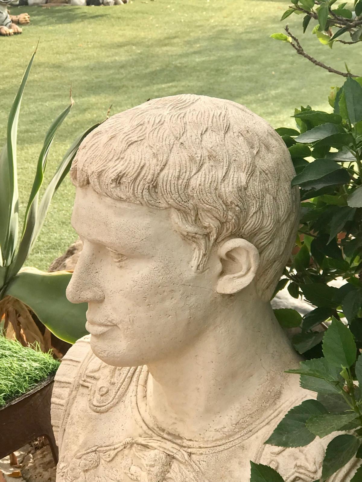 Augustus Cesar kept watch over the pool area