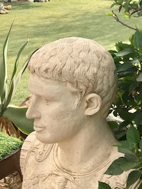 Augustus Cesar kept watch over the pool area