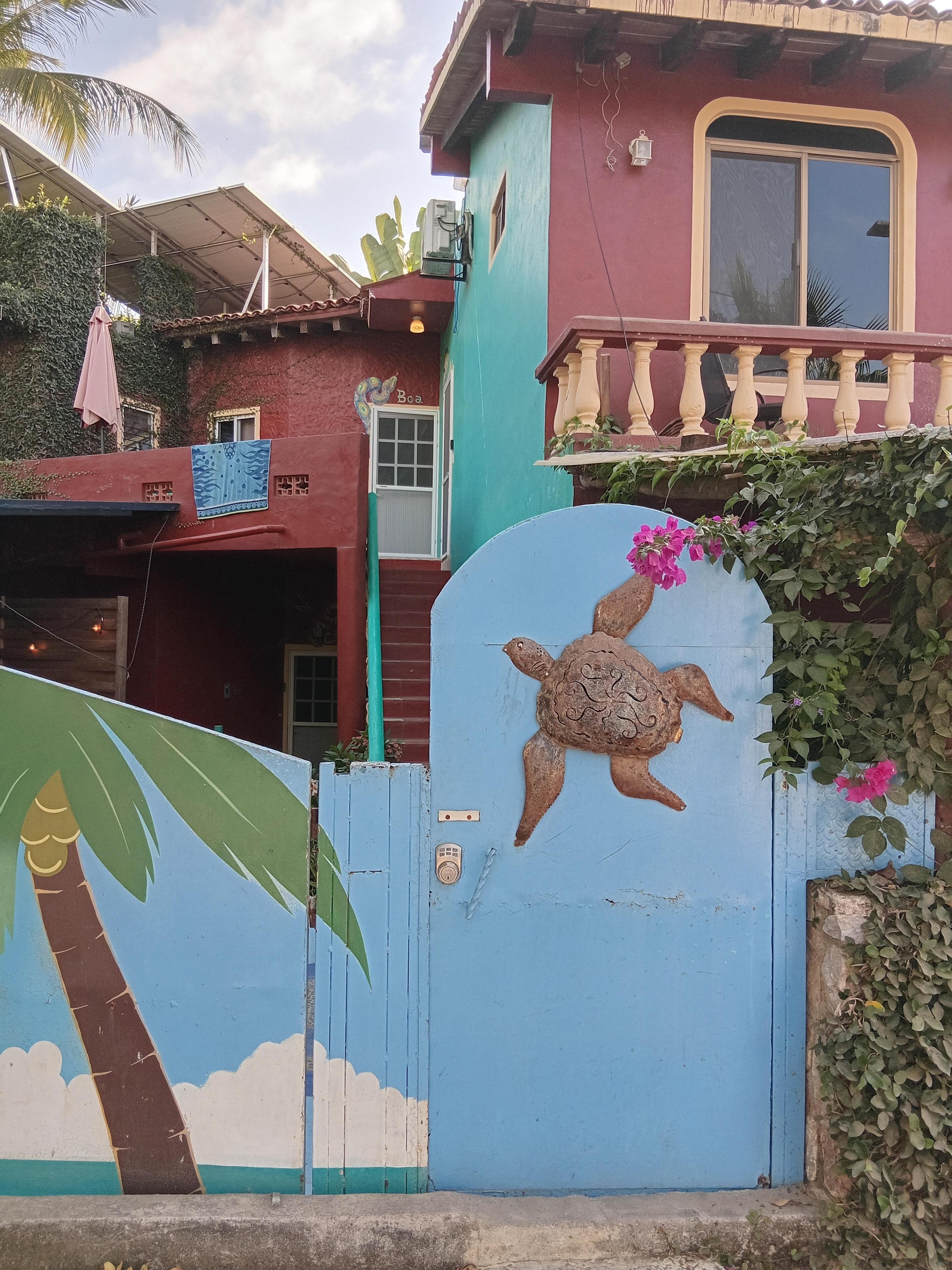 Entrance to courtyard on street