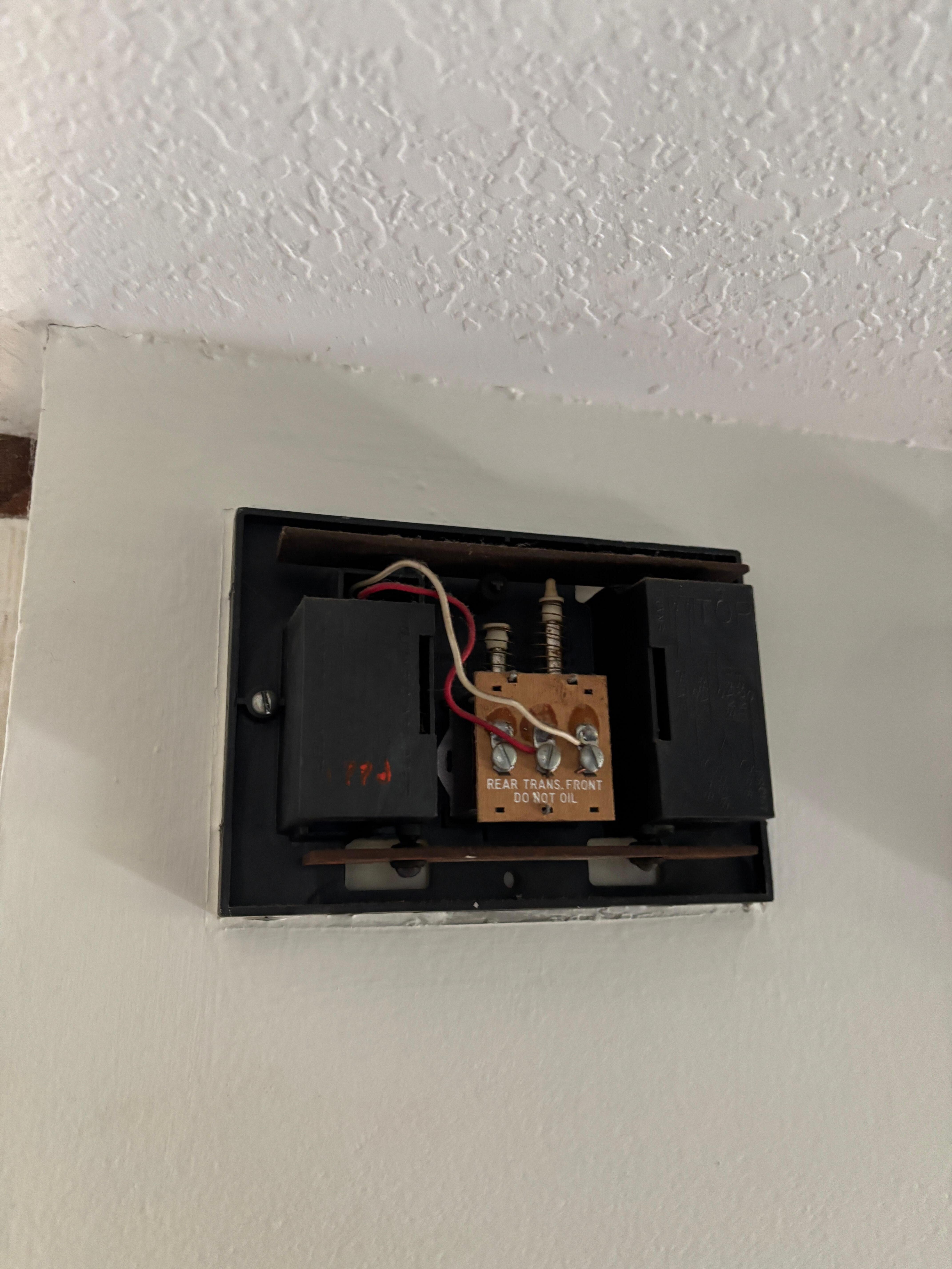 Several potential hazards. This app only allows eight photos. There could possibly be an insect intrusion as we found one located in the bathtub. Did not stay at this location more than 10 minutes before we knew this was not the place for us.
