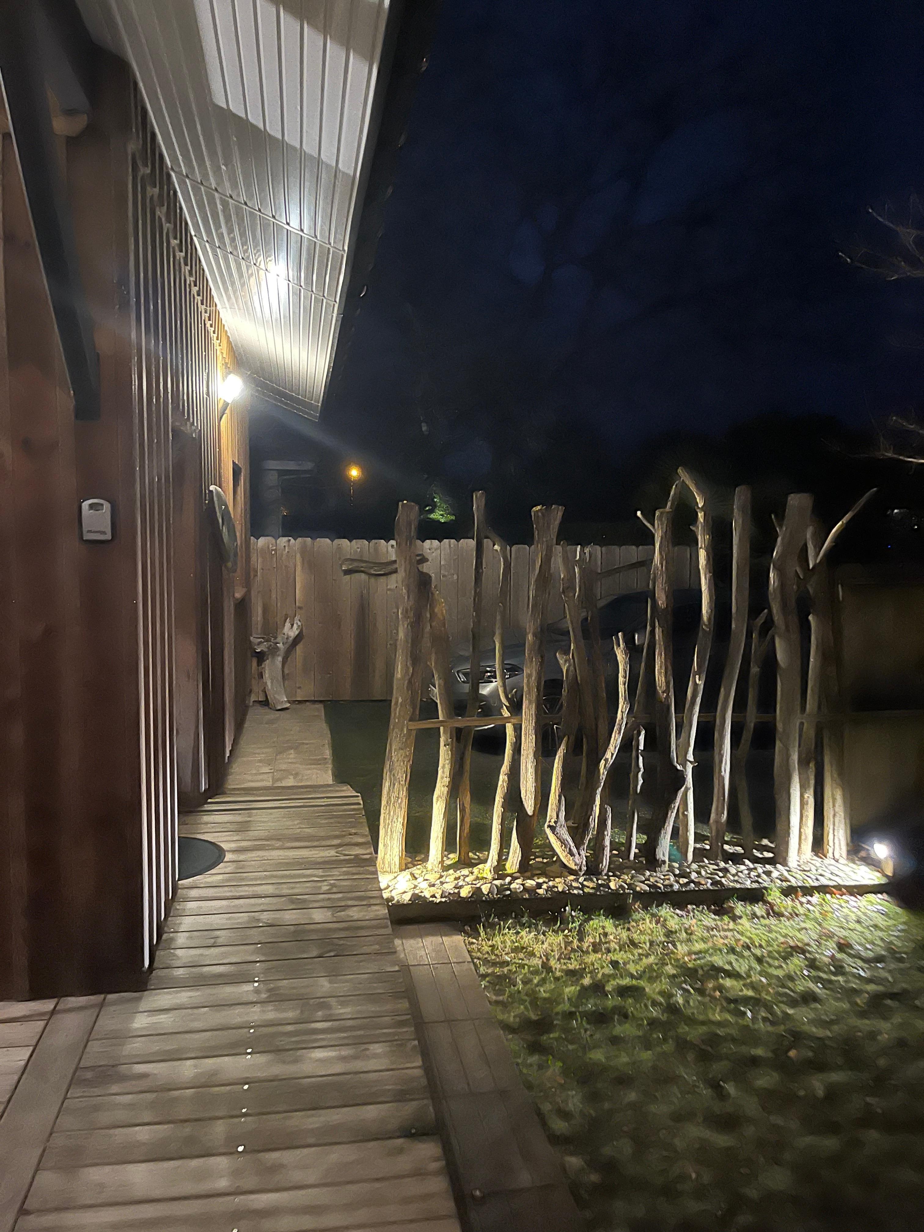 Entrée avec l éclairage le soir 