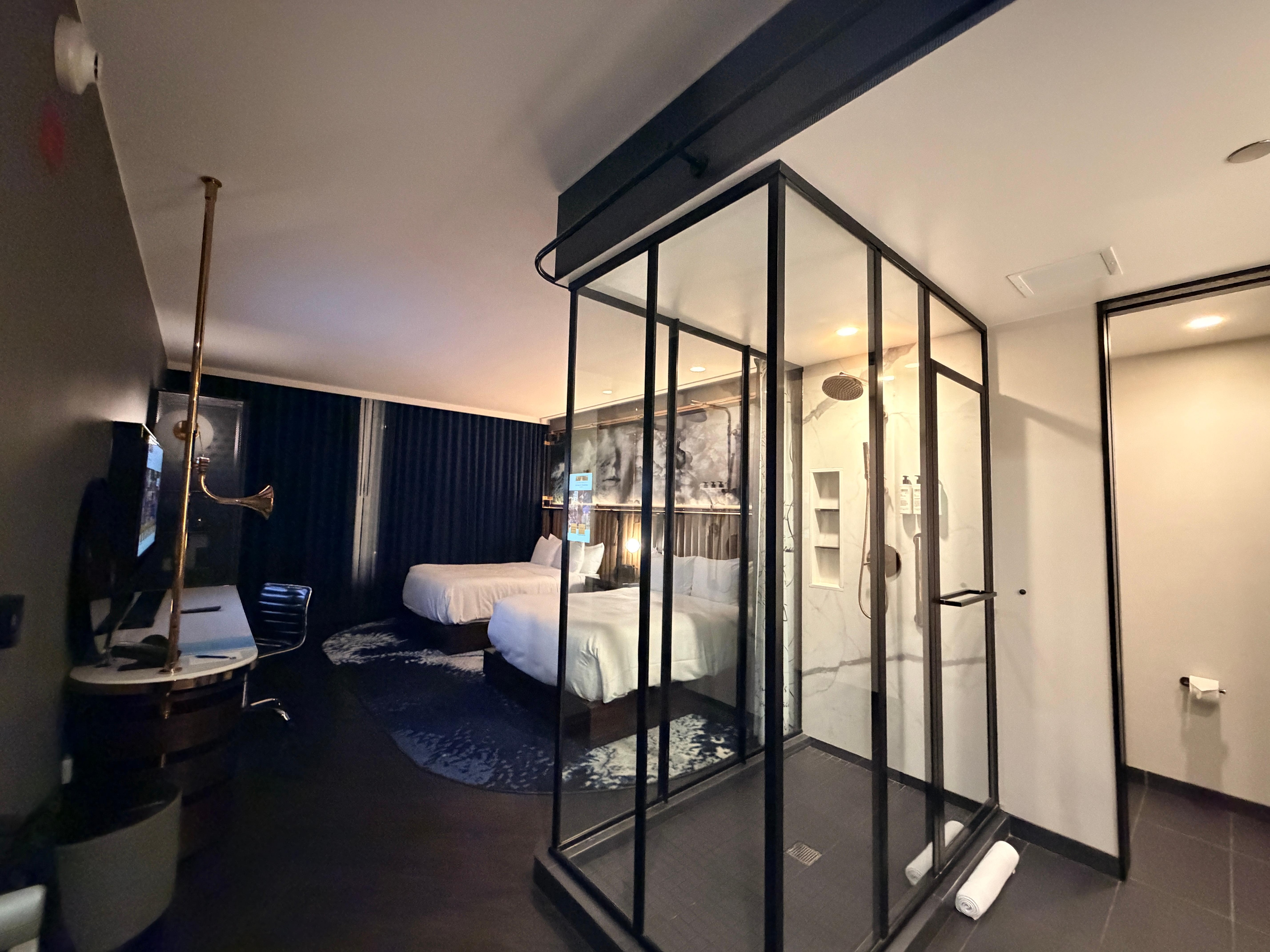 Room with two queen beds