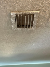 Raining vent