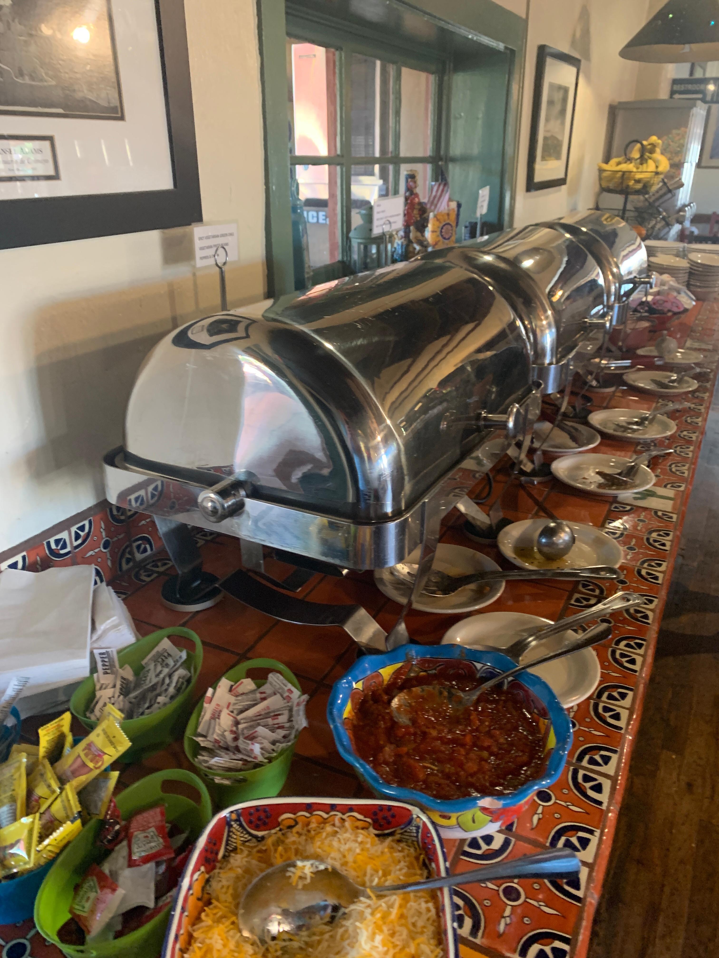Breakfast buffet 