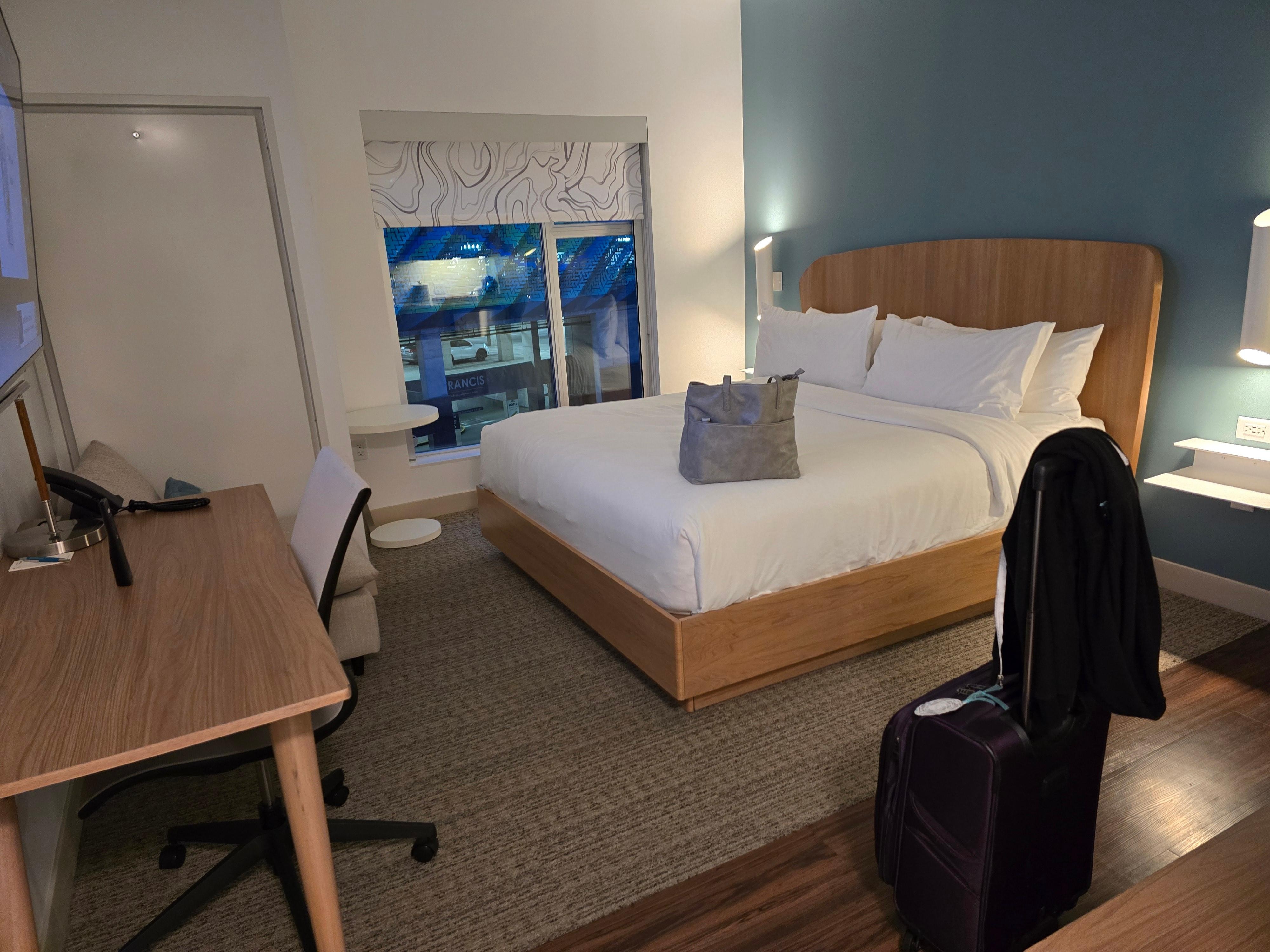 What a comfortable bed! 💖