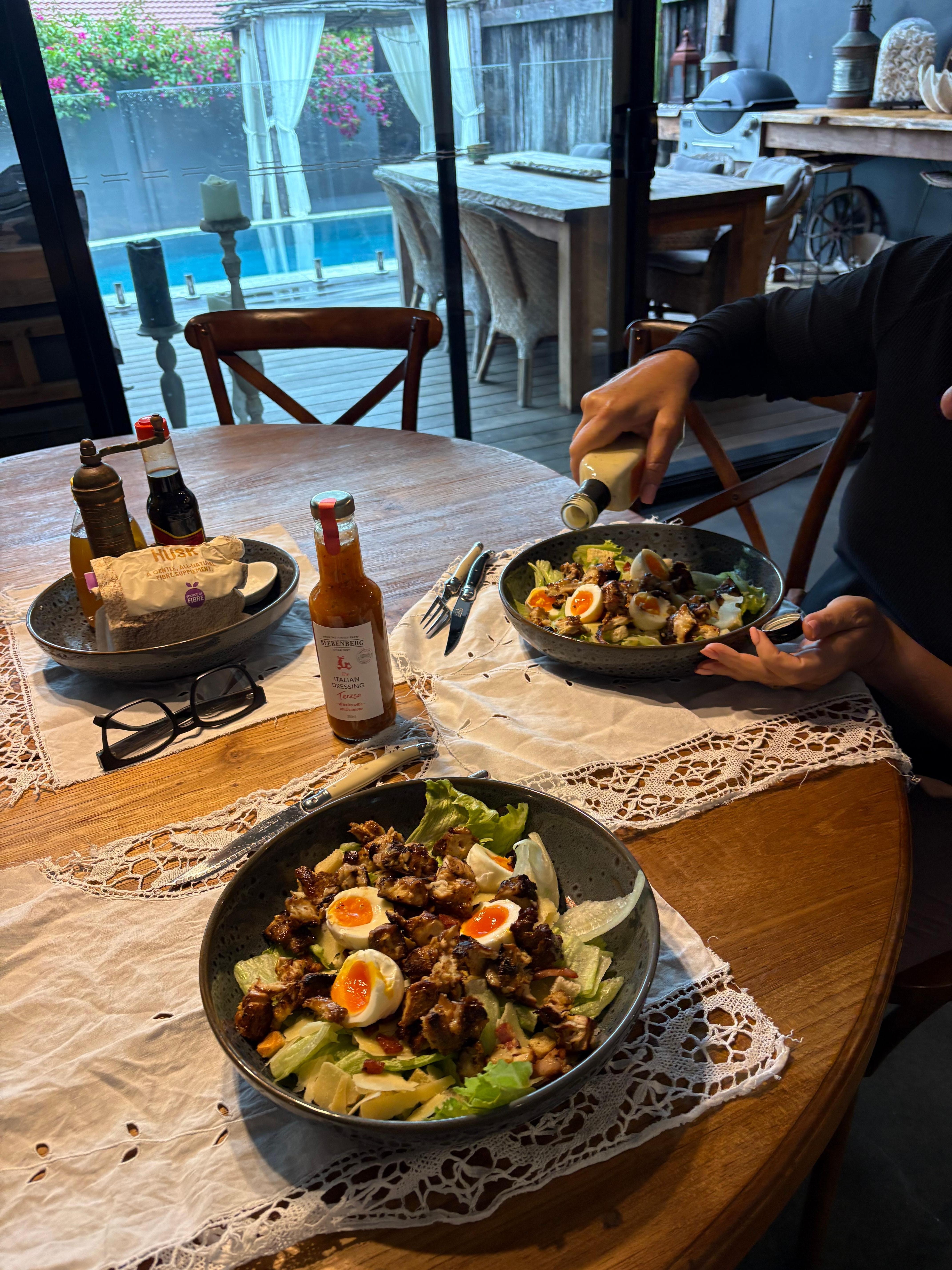 Eat in at the well equipped kitchen or simply pick from the many eateries and wine bars a short 5 min walk