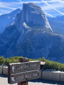 Glacier Point inside of Yosemite