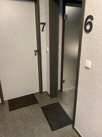 WohnungstĂŒr