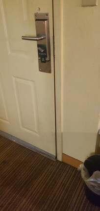 Bttom of door broken, didn't close all the way