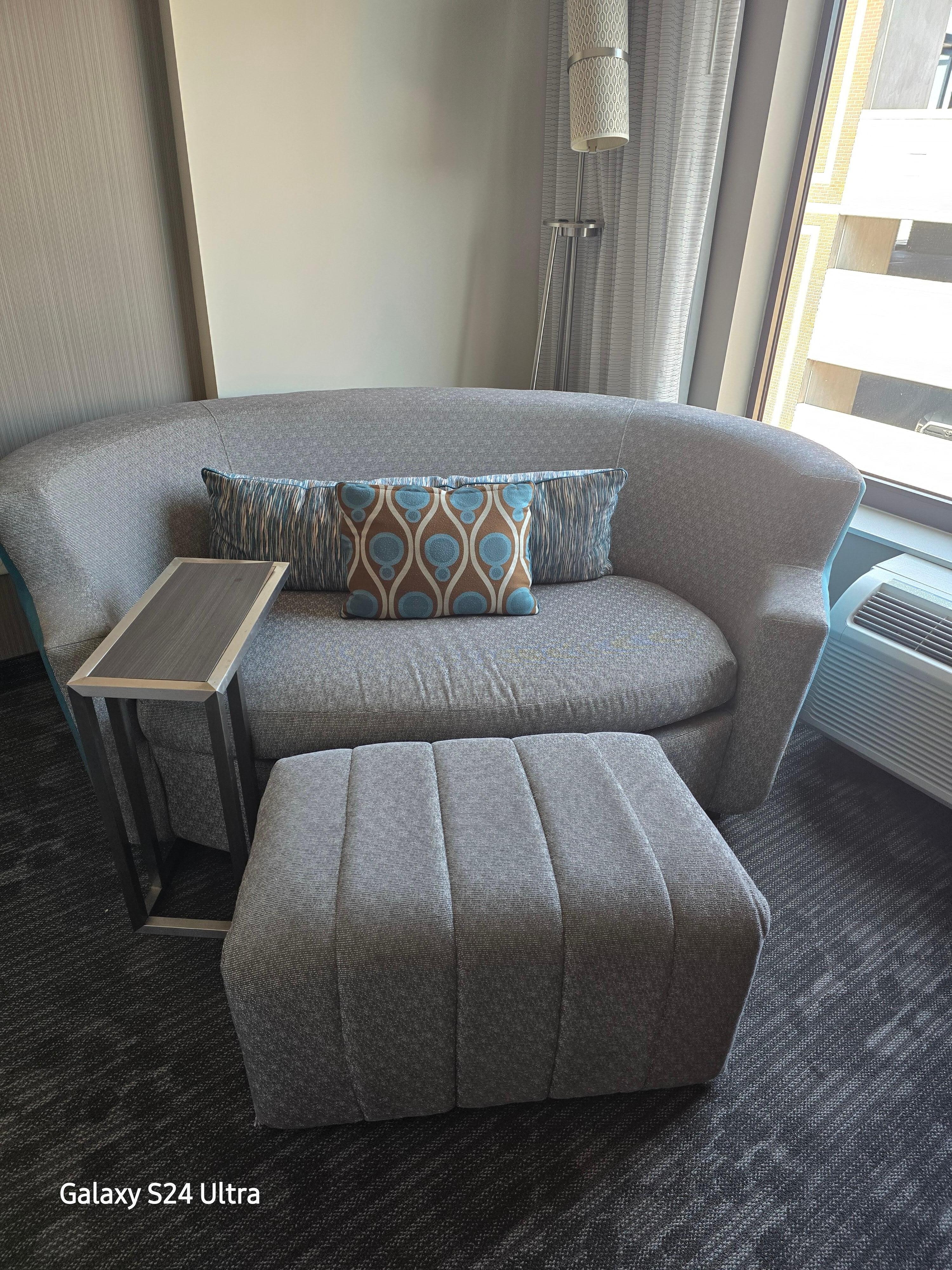 I love this couch!