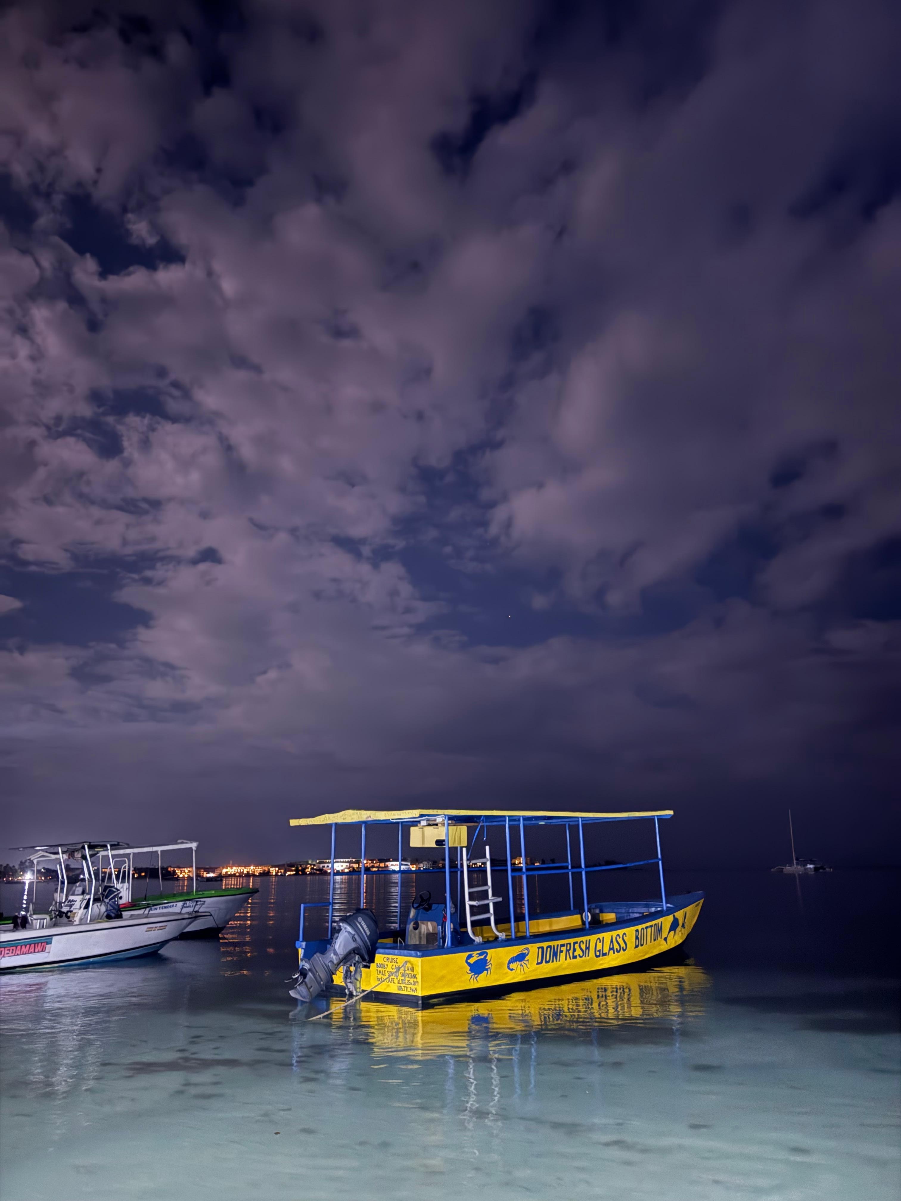 Don’s glass bottom boat, definitely check him out. 