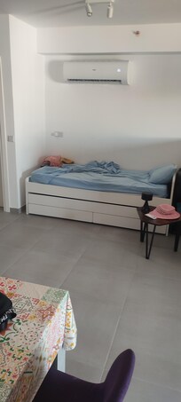 single bed