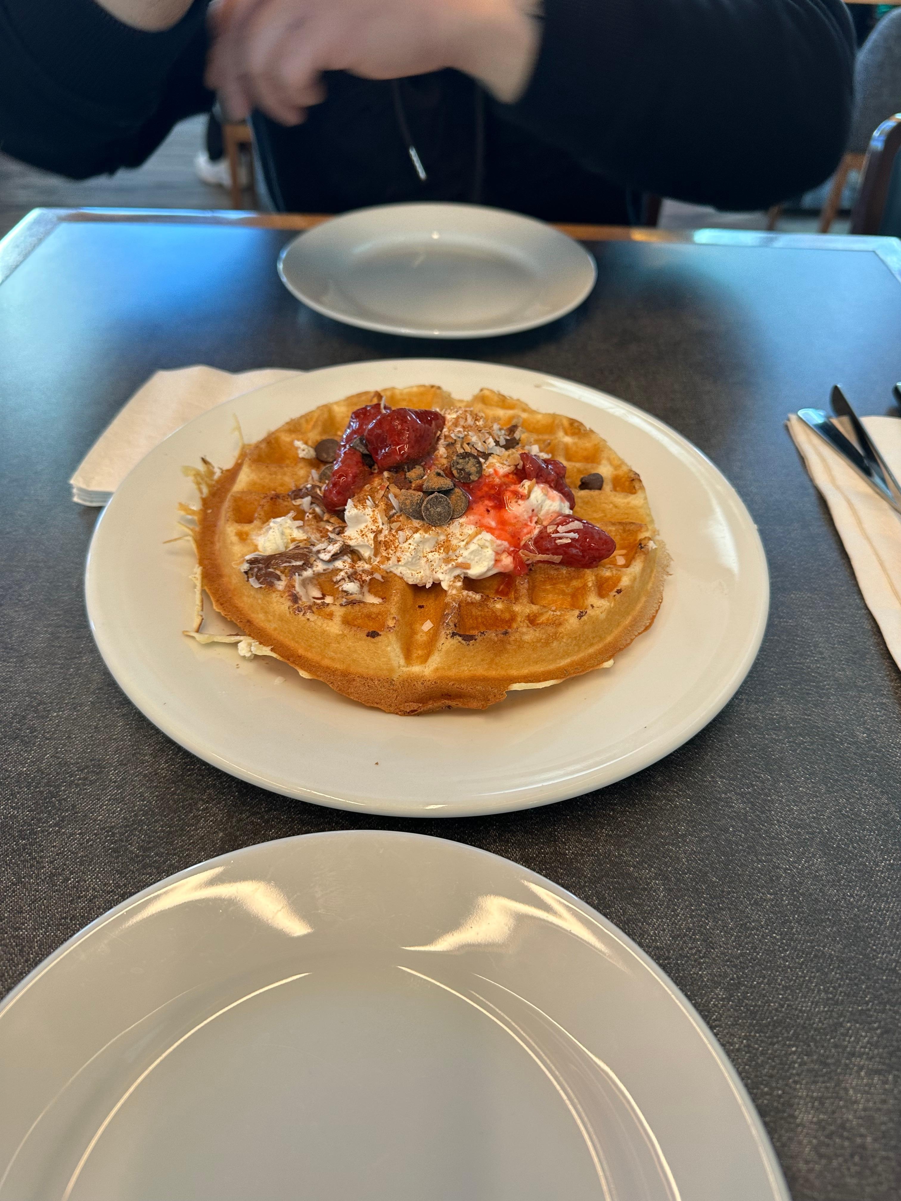 Complimentary breakfast 