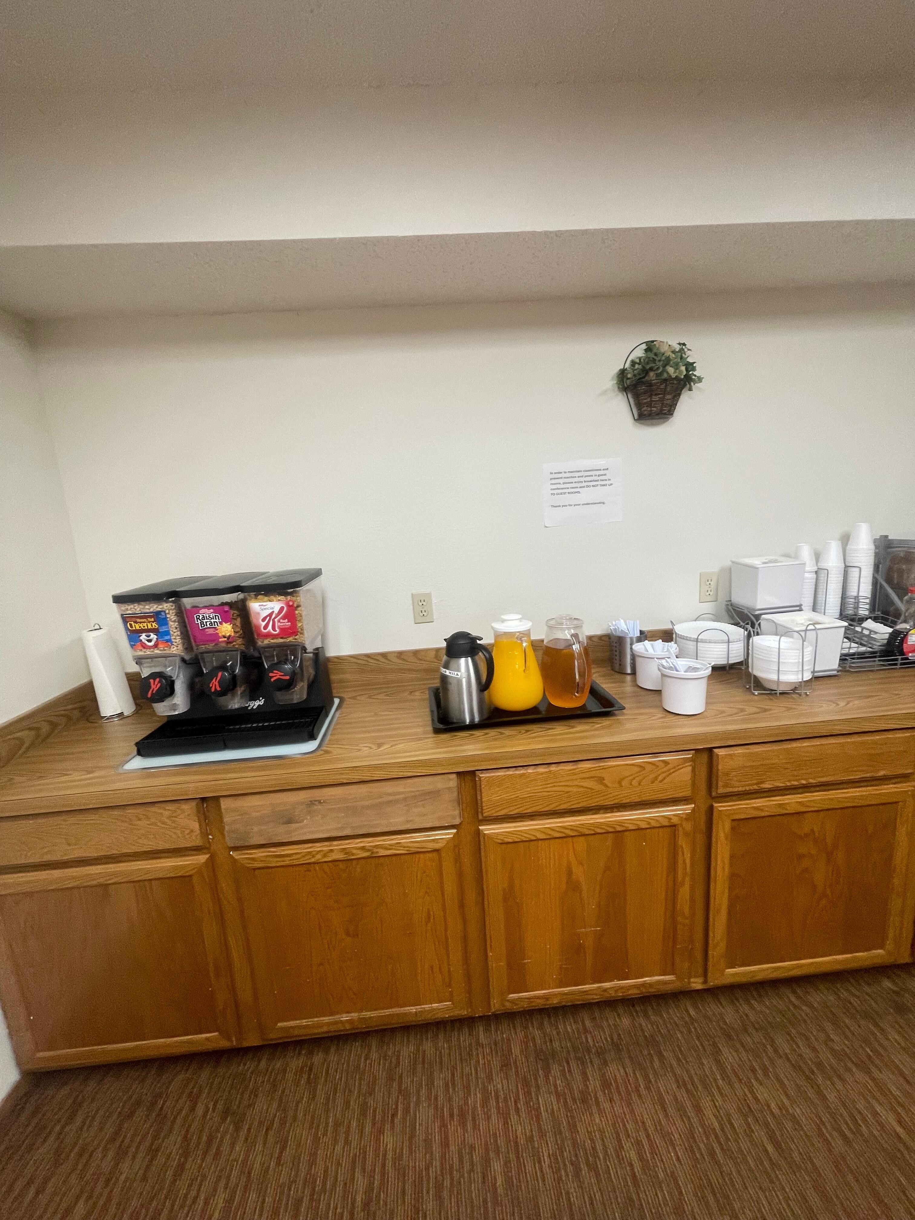Breakfast area 