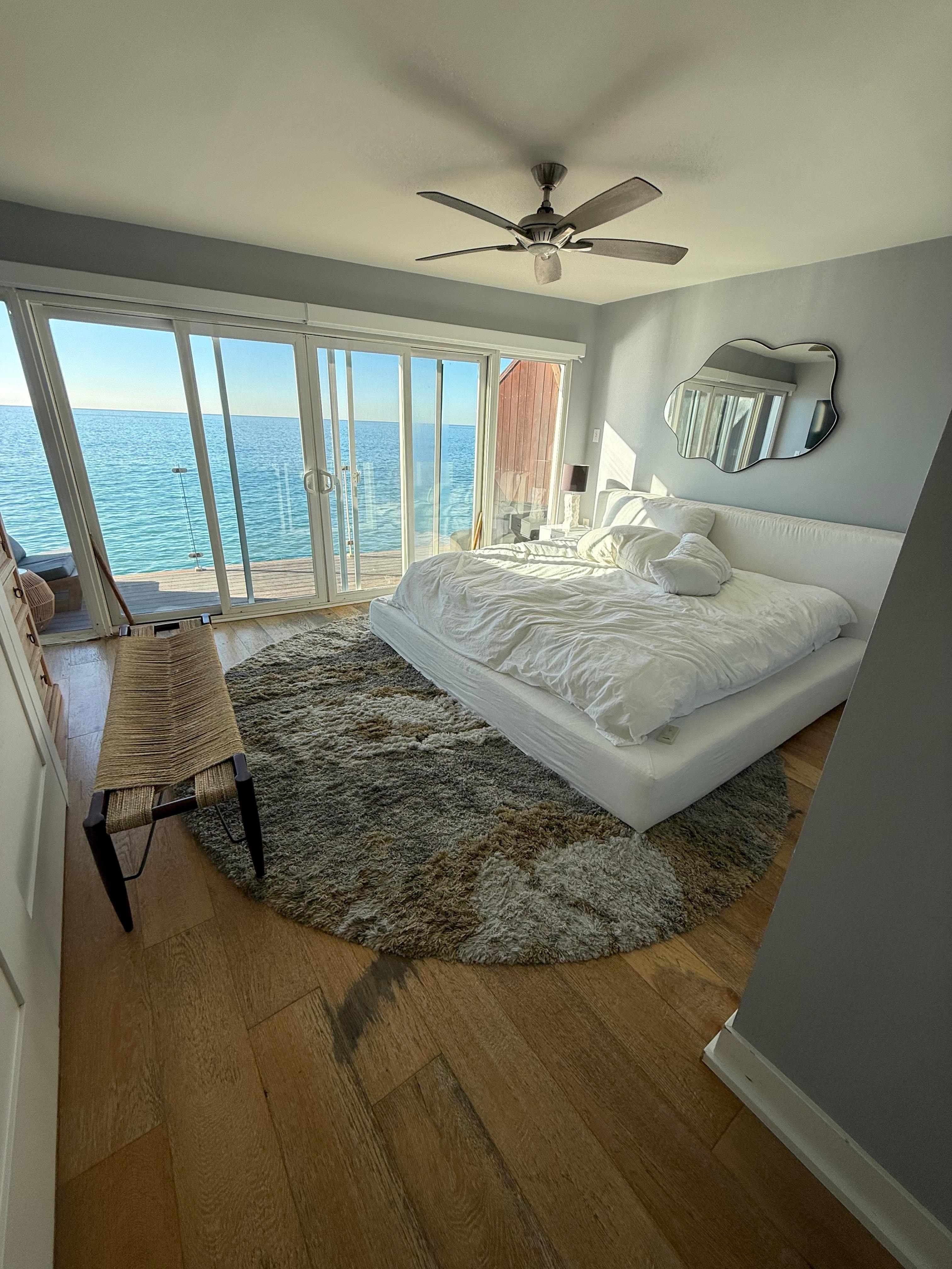 Excuse our messy bed but waking up to that view was breathtaking! 