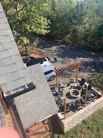 One of many bears we got to see while staying here.