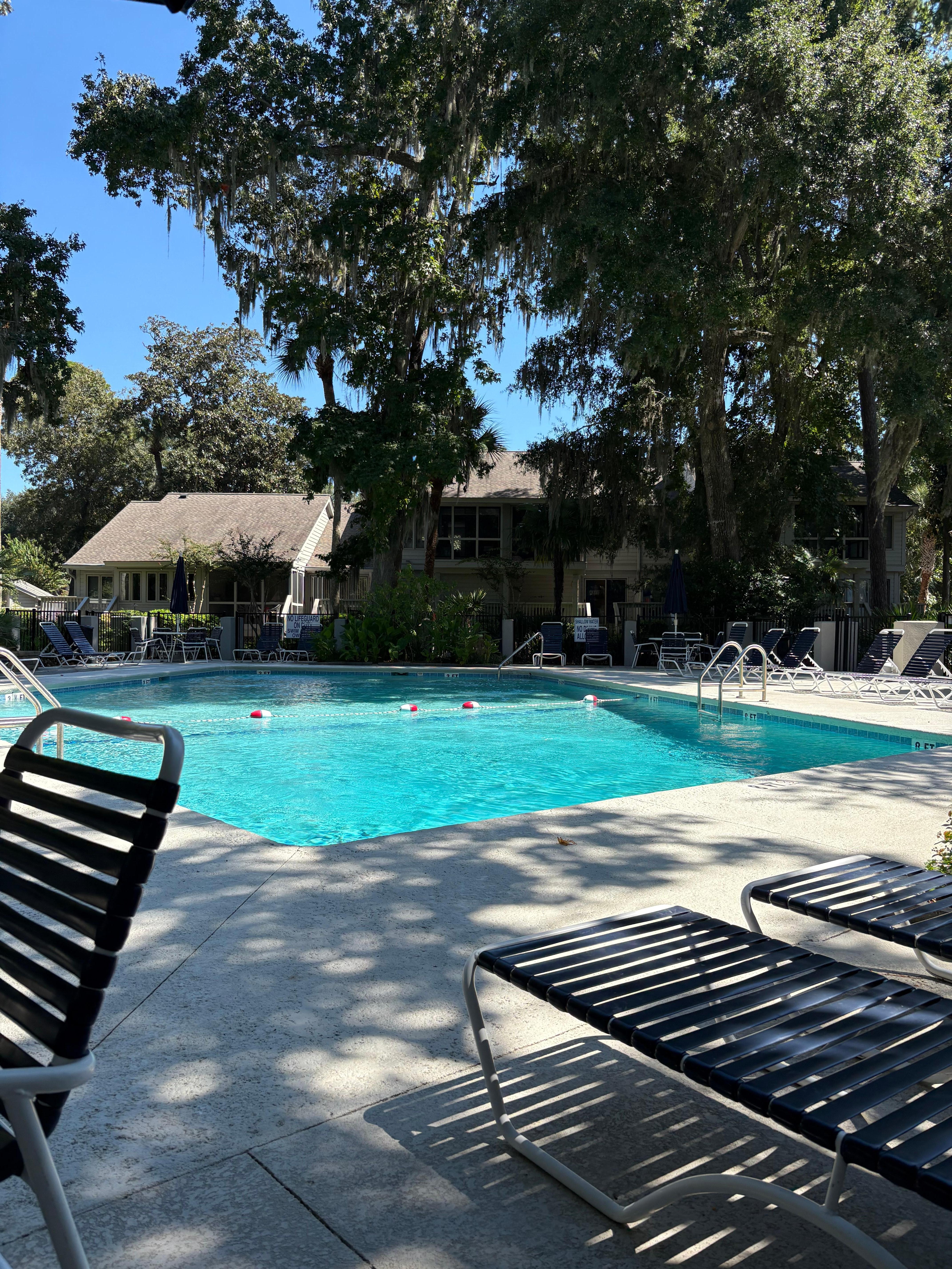 Pool and Hot Tub not crowded and well kept. Just relaxing.