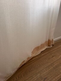 Las cortinas…puag🤢🤮