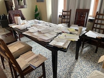 We were in SLC to help a family member organize her affairs. The large dining room table in the bright sunny dining roomwas quite helpful.