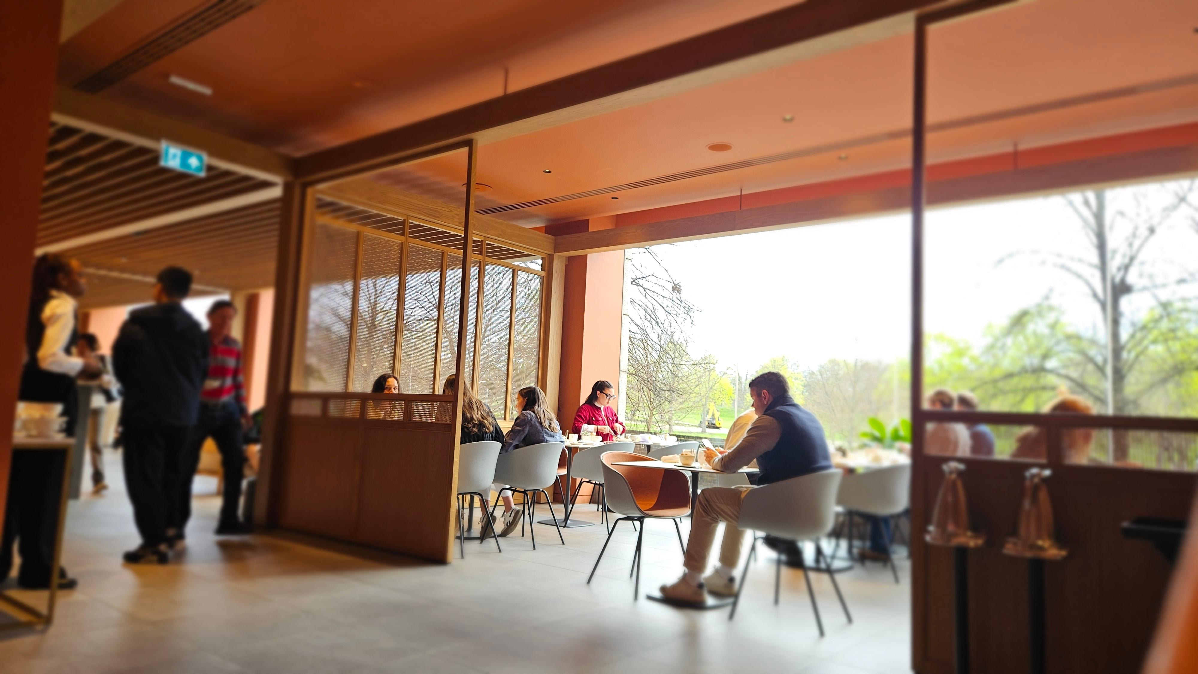 Breakfast restaurant 