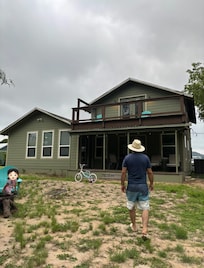Back view of the cottage.
