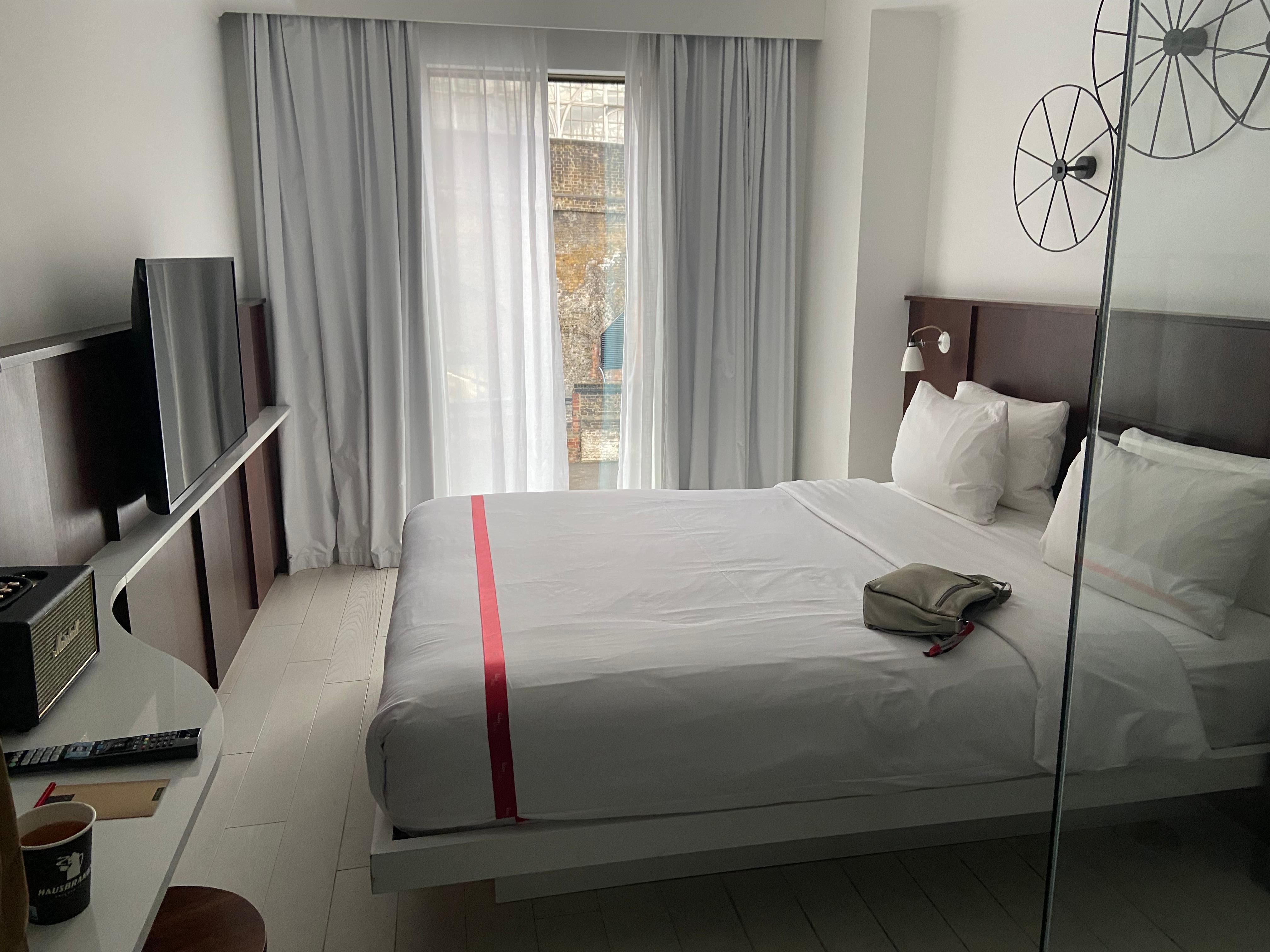 Ruime, stijlvolle kamer