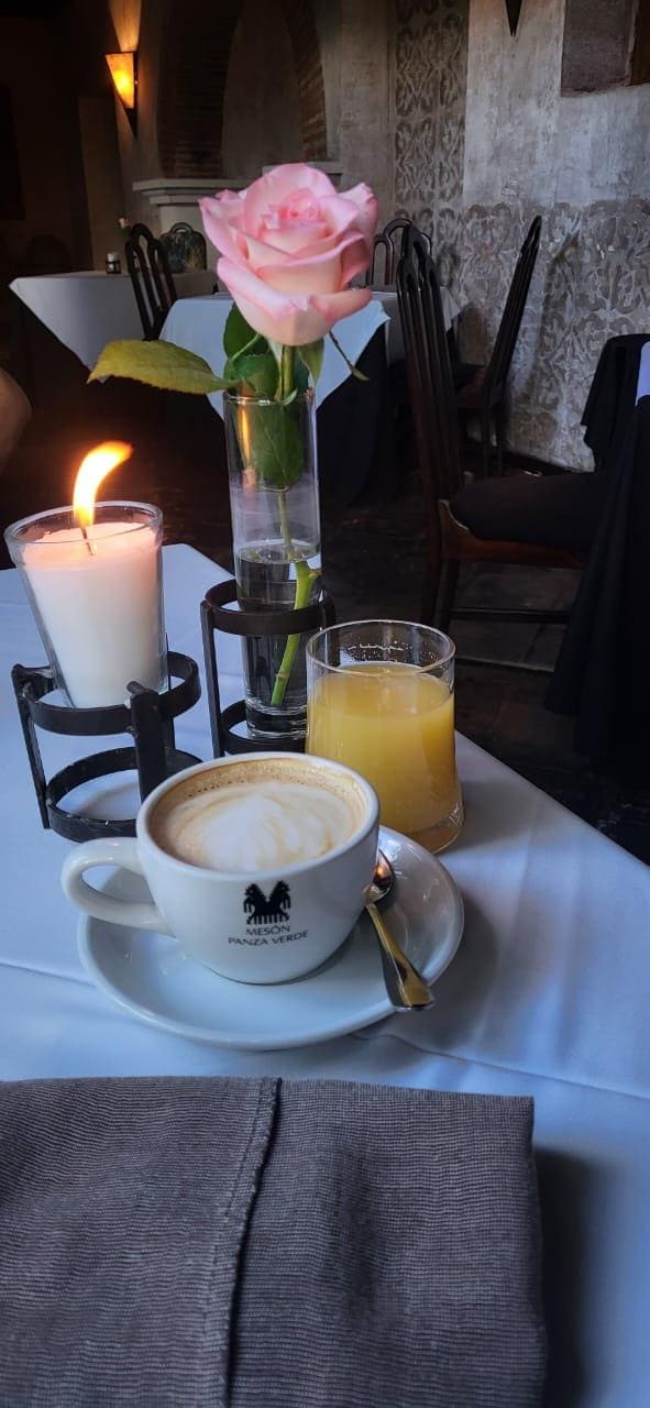 Jugo y café del desayuno ☕️