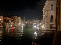 View at night of the Accedemia bridge
