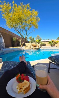 Homemade breakfast at the pool
