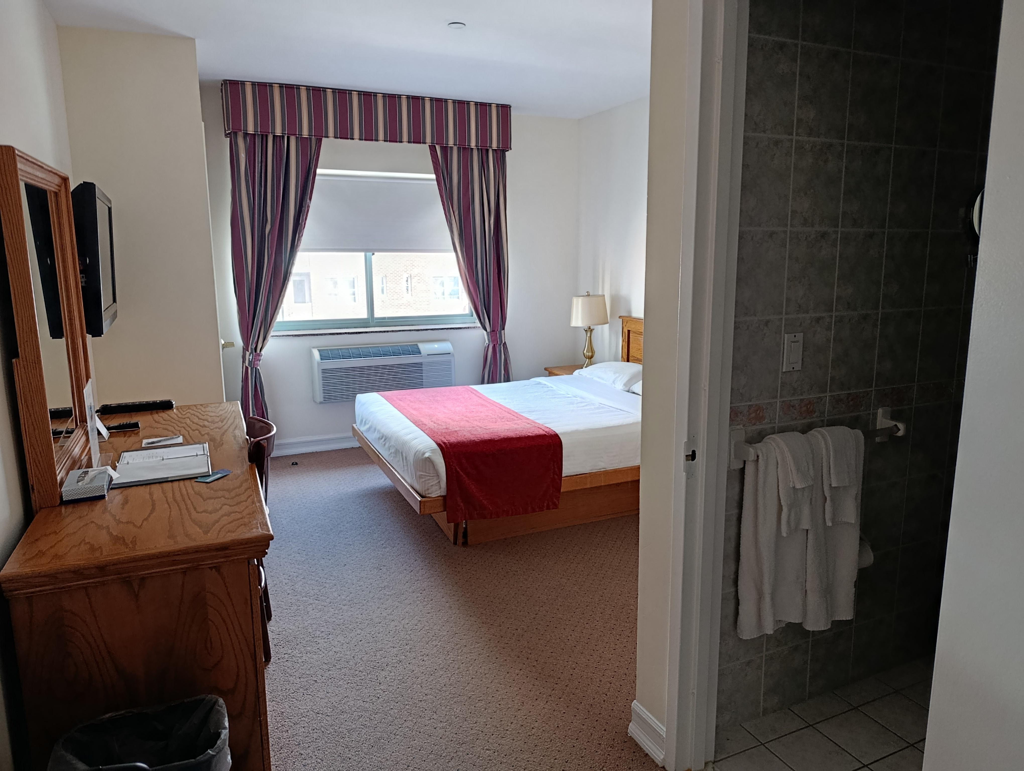 Habitación amplia y limpia.