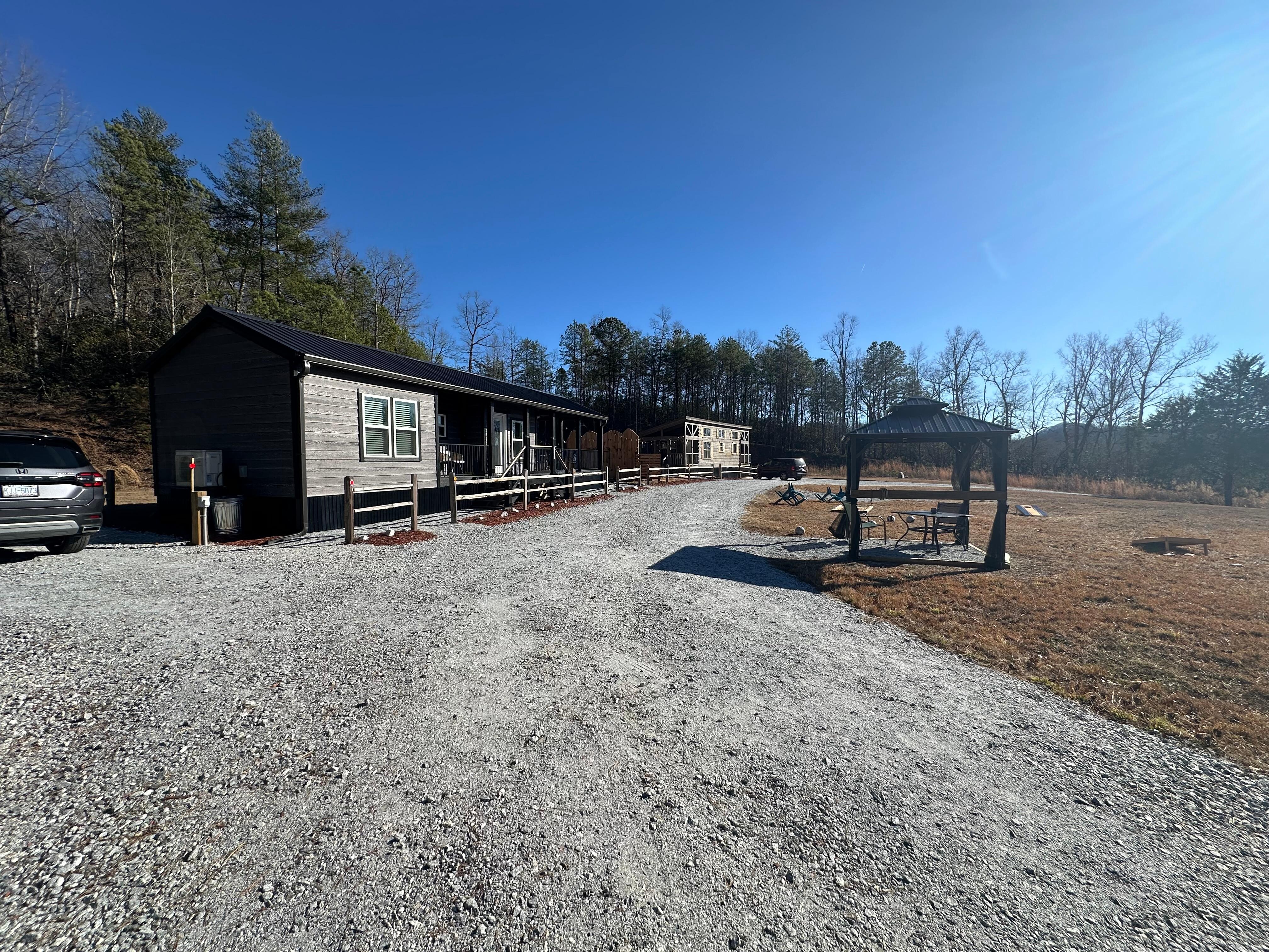 Tiny home and tiny cabin