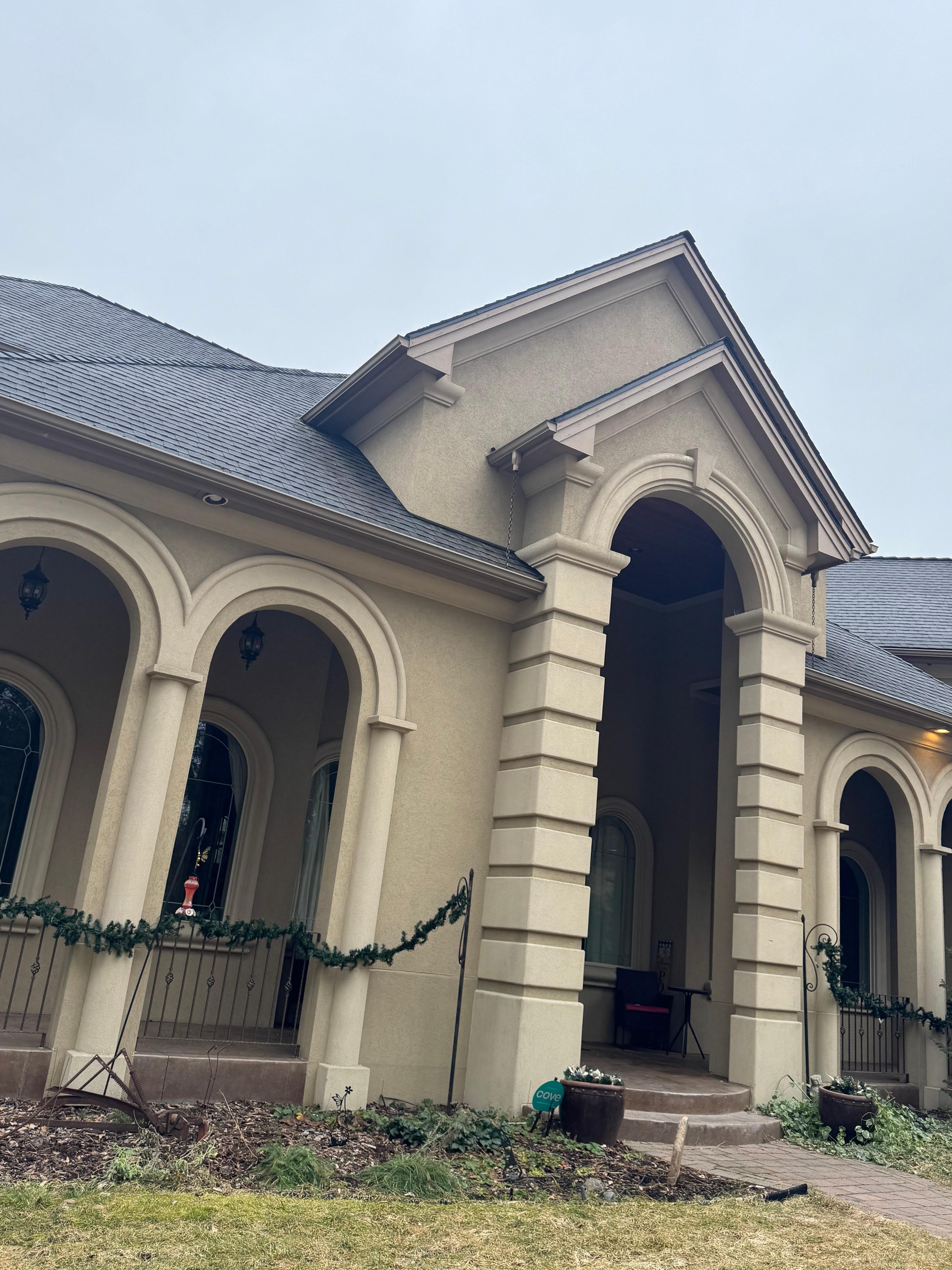 As soon as you drive up it is pure magical! 