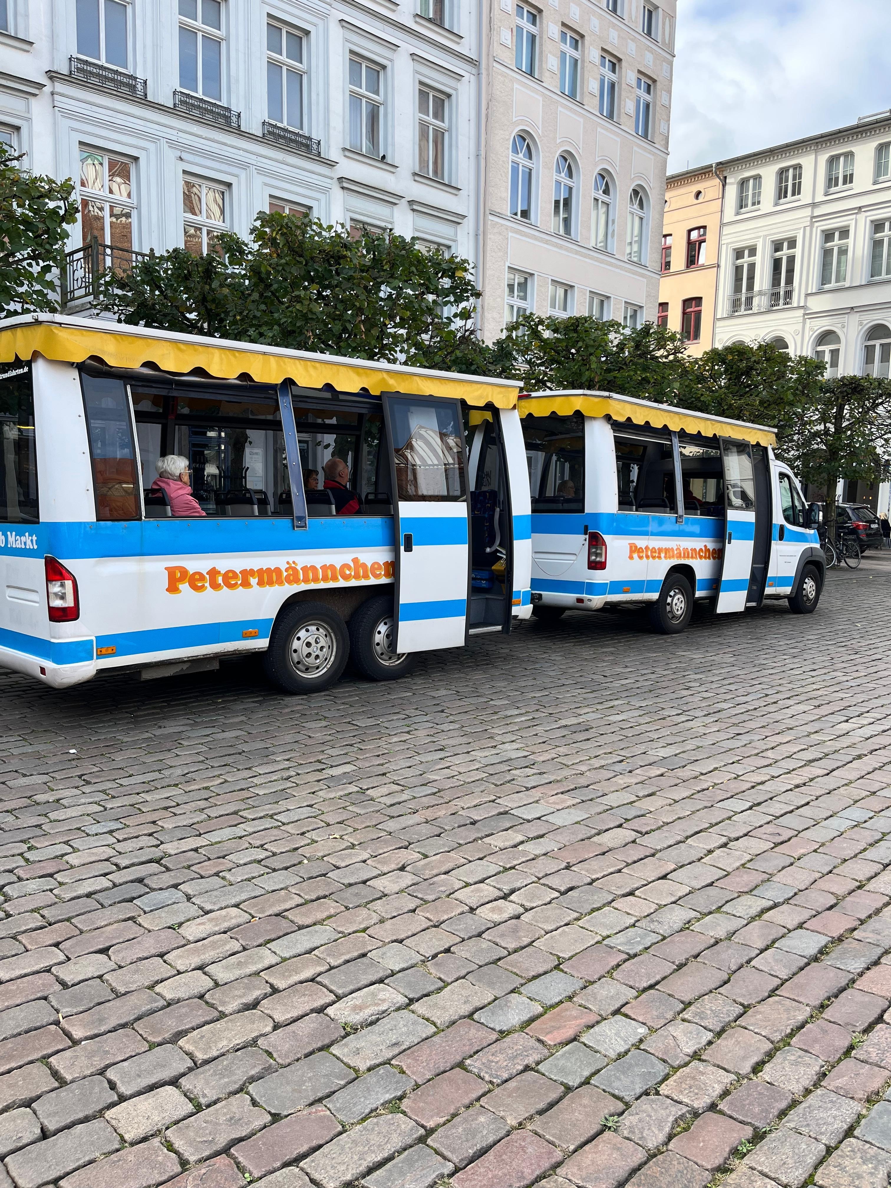Stadtrundfahrt mit dem Petermännchen